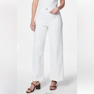 SPANX Cropped Wide Leg Jeans with Patch Pockets Ecru Size‎ Large